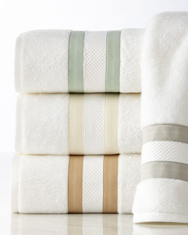 Matouk - Marlowe Hand Towel - shop on Greybox